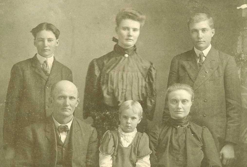 Gosper County, NEGenWeb Project; William Mahar Family